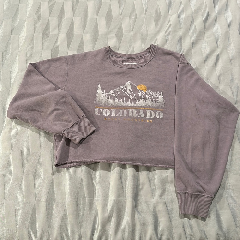 Hollister Crop Sweater || size M ||